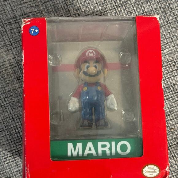 Super Mario Figurine Collection Nintendo Official Figurine Toy NIB - Picture 1 of 8
